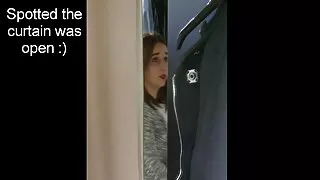 După ce a făcut sex cu un bărbat chel, poze cu pizde frumoase o brunetă frumoasă goală a primit spermă în gură
