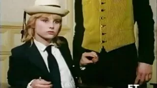 Rusoaica cu Brunet tip de par se intinde anus sex fete frumoase futute in cur