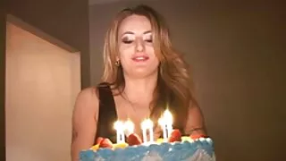Roscata poze cu pizde frumoase face sex cu iubitul in vagin