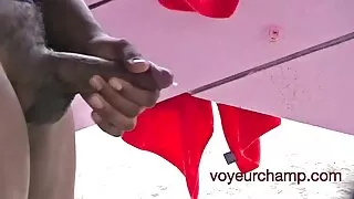 Fata lezbience frumoase face sex hardcore cu trei barbati