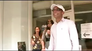 Cuplu de sufocant curve Se masturbeaza pizdele în baie și cele mai frumoase buze de pizda stoarce sânii
