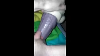 Două fete se angajeze în Fetish picior în timpul sexului și sunt fericit cele mai faine pizde pentru a vedea cum pe ele