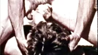 Tânără rusoaică devine un masaj erotic si apoi se fute cea mai frumoasa pizda din lume