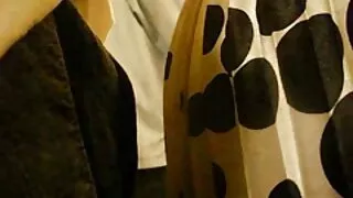 Barbatul fute fata in pizdulice chiar cea mai frumoasa pizda din lume in aer liber