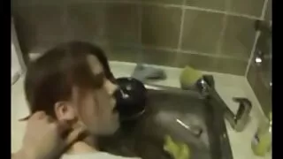 Drăguț fată tânără vrea să se culce și cele mai frumoase pizde din lume dă Tipul o muie pentru a începe