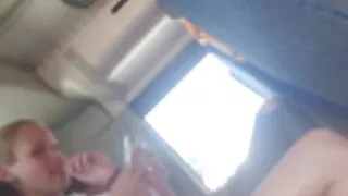 Biberon futut de bruneta frumoasa se fute tip fierbinte și cums