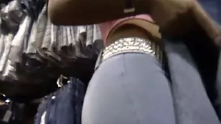 Tarfa mica fututa in pizdulice de un barbat inalt poze cu pizde frumoase