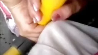 O fata cu pizdulice Flocoasa s-a oferit pizde frumoase care se fut sa futa si nici macar nu degeaba