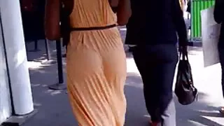 Tarfa a aranjat un MFM porno cu fete superbe la serviciu si a primit doua pule tari