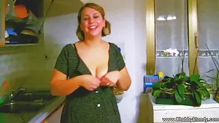 Vechi beat mama dă fiul ei filme porno cu femei foarte grase frumoase mature peste 60 de ani xxx în diferite ipostaze și se bucură de